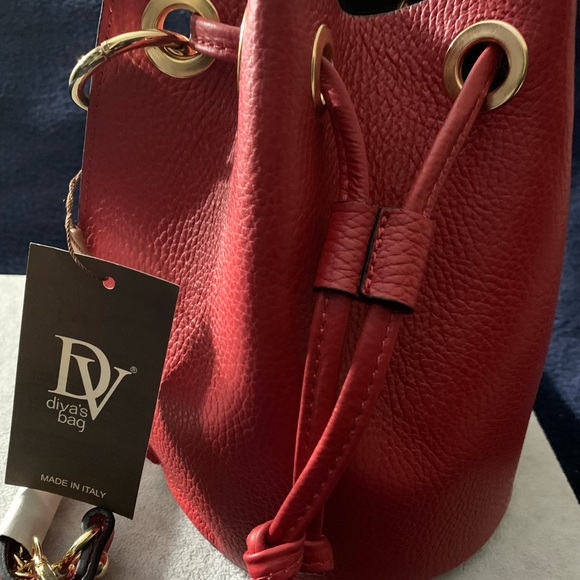 Divas Bag made in Italy. Red. New without tags. - Picture 5 of 11